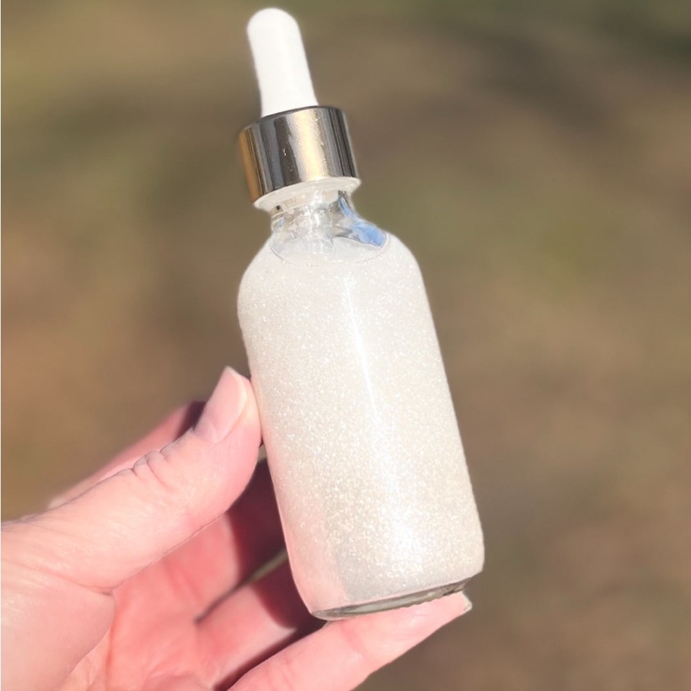 Hand Crafted ULTRA SPARKLE Body Oil ~ Radiance and shine ~ Glow